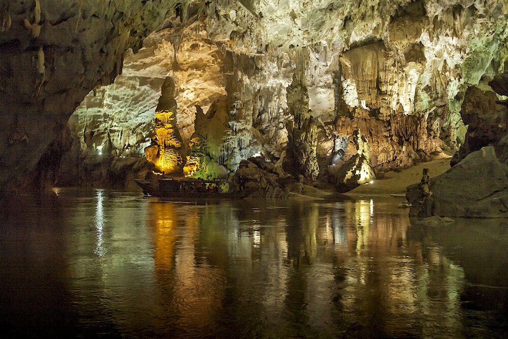 Hang Ba Giot, located within the Trang An scenic complex in Ninh Binh is famous for natural beauty and rich historical and cultural heritage 
